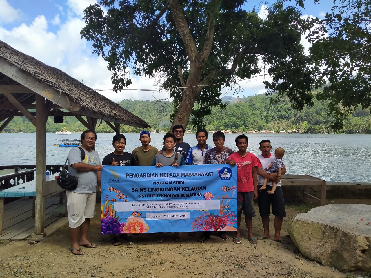 Read more about the article Program Studi Sains Lingkungan Kelautan – ITERA melakukan Pengabdian Kepada Masyarakat di Teluk Kiluan, Kabupaten Tanggamus.