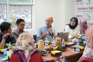 Read more about the article Kuliah Tamu Prodi Sains Lingkungan Kelautan ITERA Hadirkan Ahli Metabarcoding e-DNA Université de Montpellier Prancis